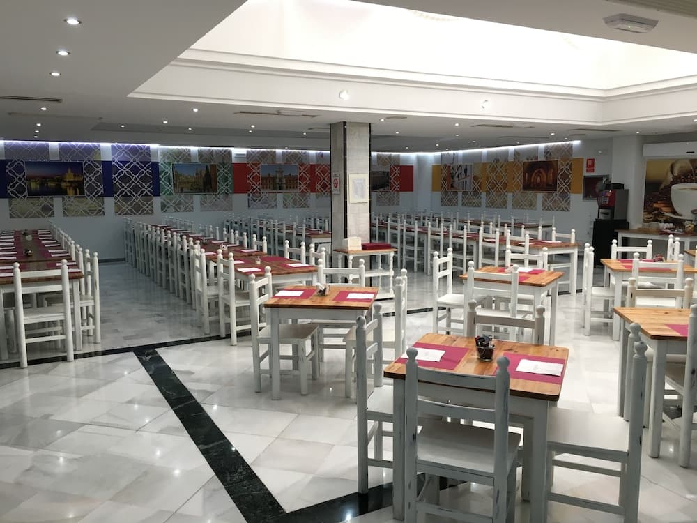 San Pablo Sevilla — 11