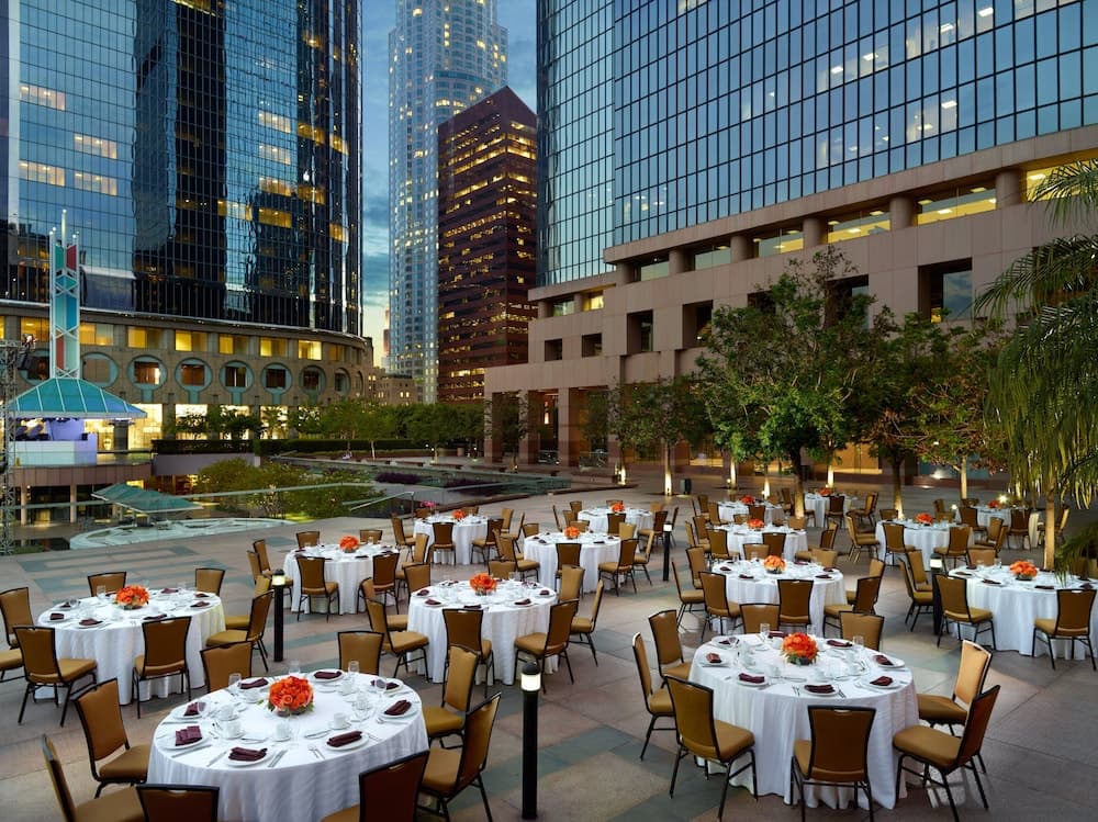 Omni Los Angeles Hotel at California Plaza — 29
