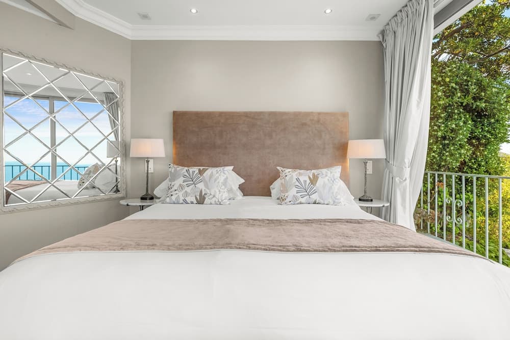 Hotel Chateau De La Chevre D Or — 15