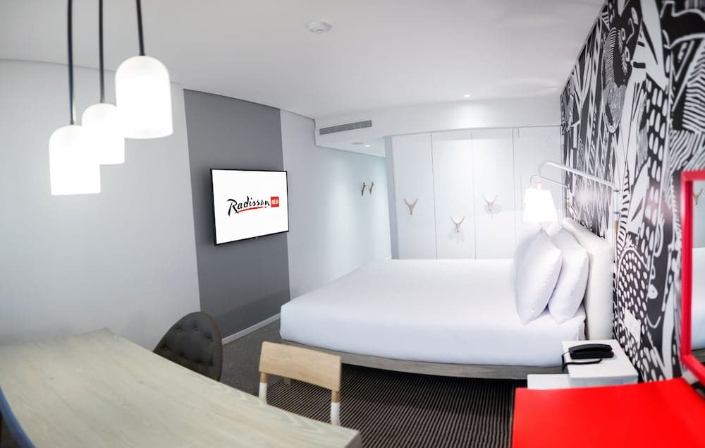 Radisson RED V&A Waterfront, Cape Town hotel, Silo 6, South Arm Road, V&A Waterfront, Cape Town, Western Cape, 8001, South Africa — photo 6