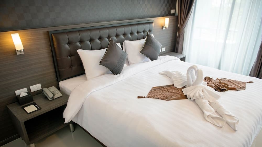 Picnic Hotel Bangkok — 27