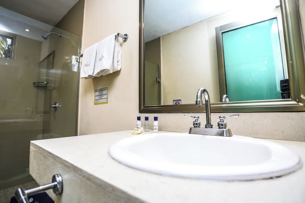 Terracaribe Hotel - In Cancun (Downtown Cancun) — 18