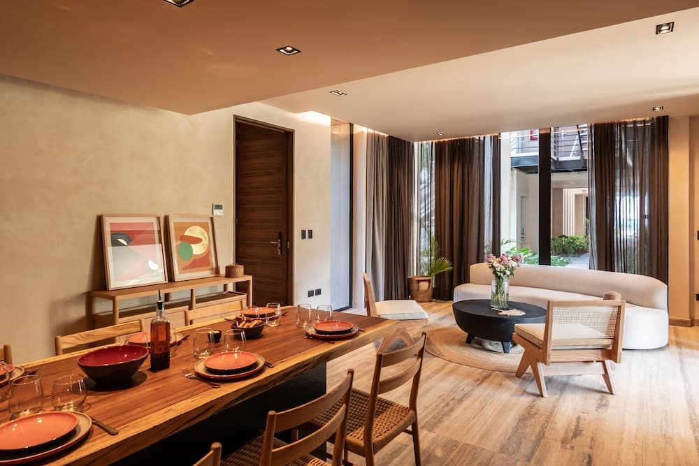 BESPOKE, Member of Small Luxury Hotels — 14