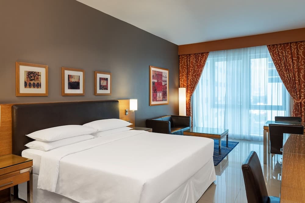 Four Points by Sheraton Bur Dubai — 29