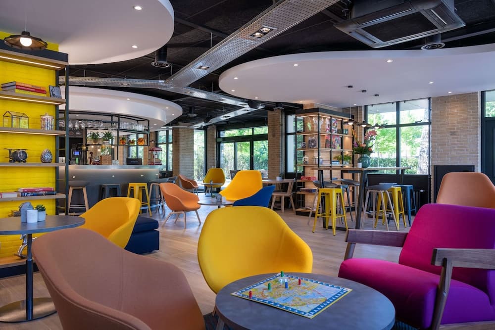 Hotel Campanile Amsterdam Zuidoost — 14