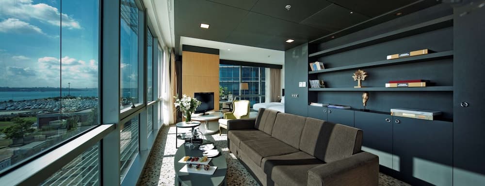 Doubletree by Hilton Istanbul Moda — 26