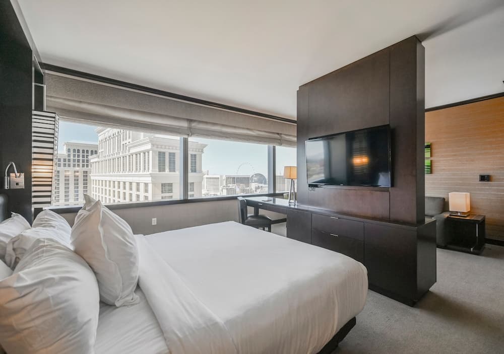StripViewSuites im Vdara — 15