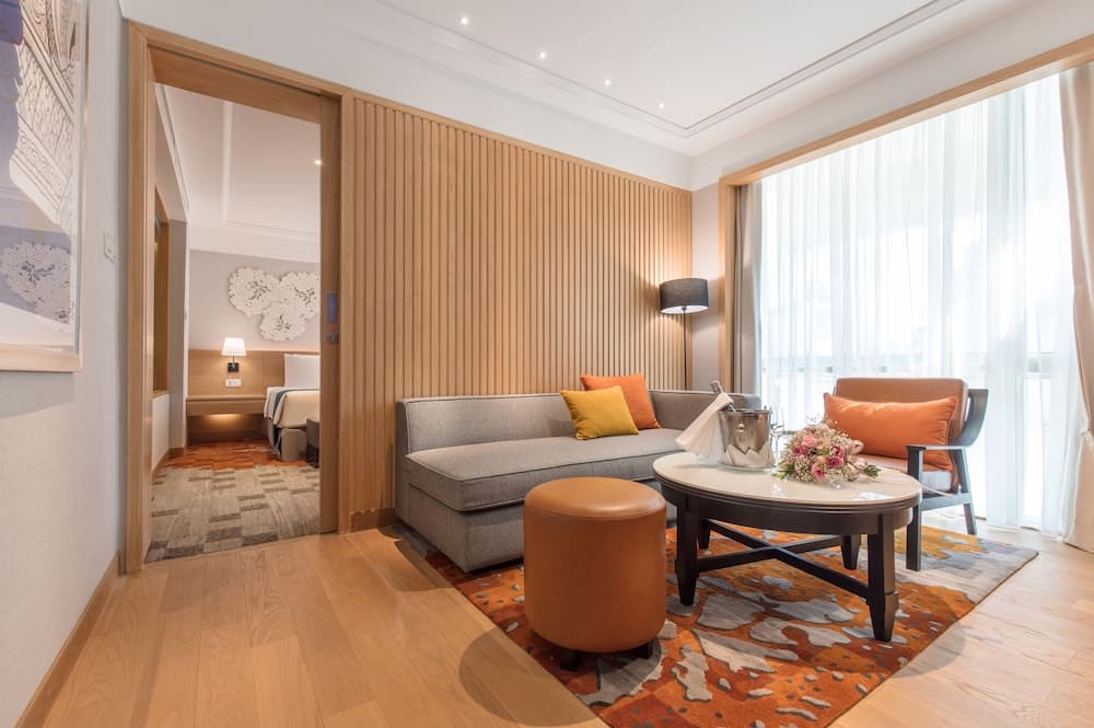 Holiday Inn Bangkok by IHG — 26