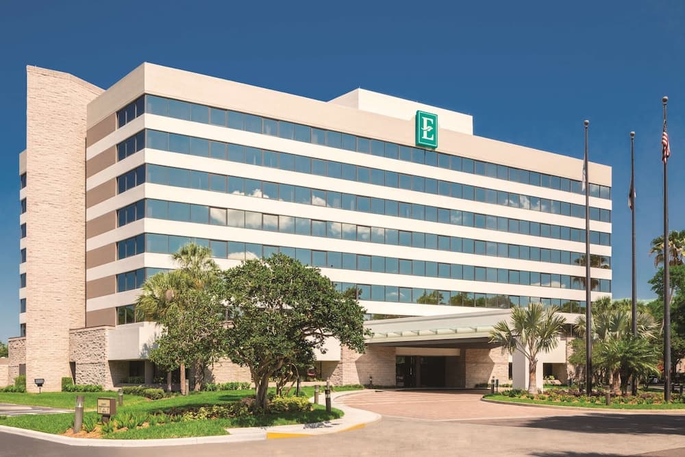 Embassy Suites by Hilton Orlando International Dr ICON Park — 25