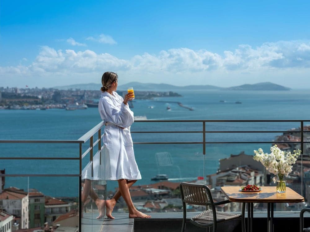 Sofitel Istanbul Taksim — 1