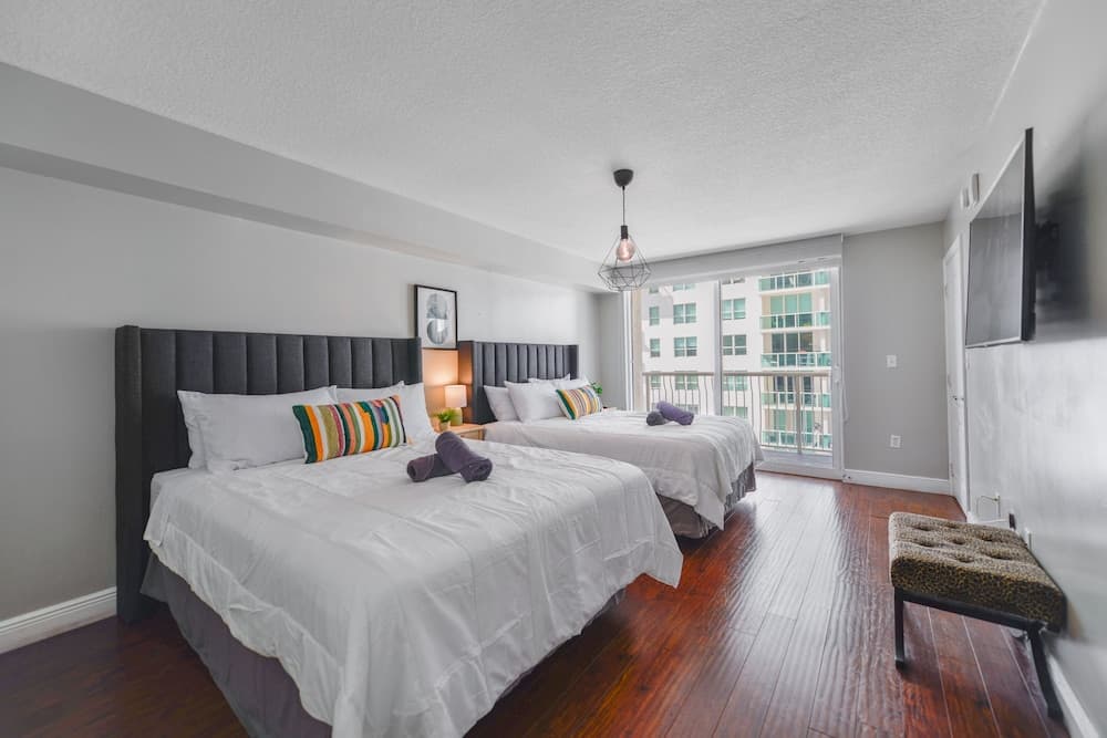 Stylish  Condo in Brickell Free Parking — 18