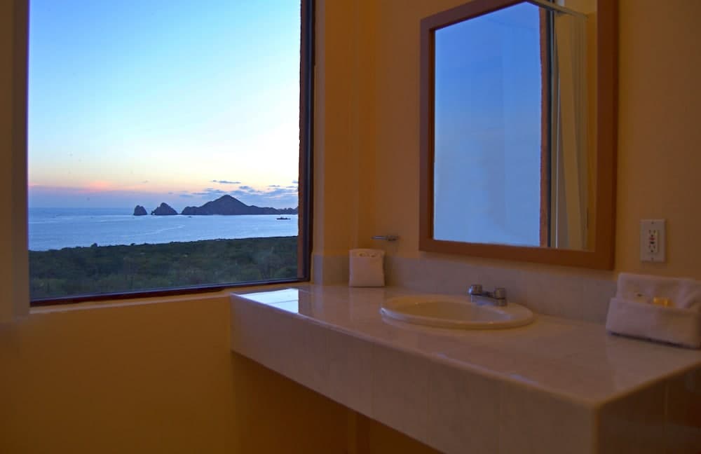Sunrock Hotel and Suites — 21