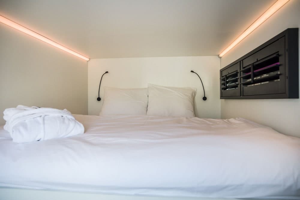 Dieses Hostel — 6
