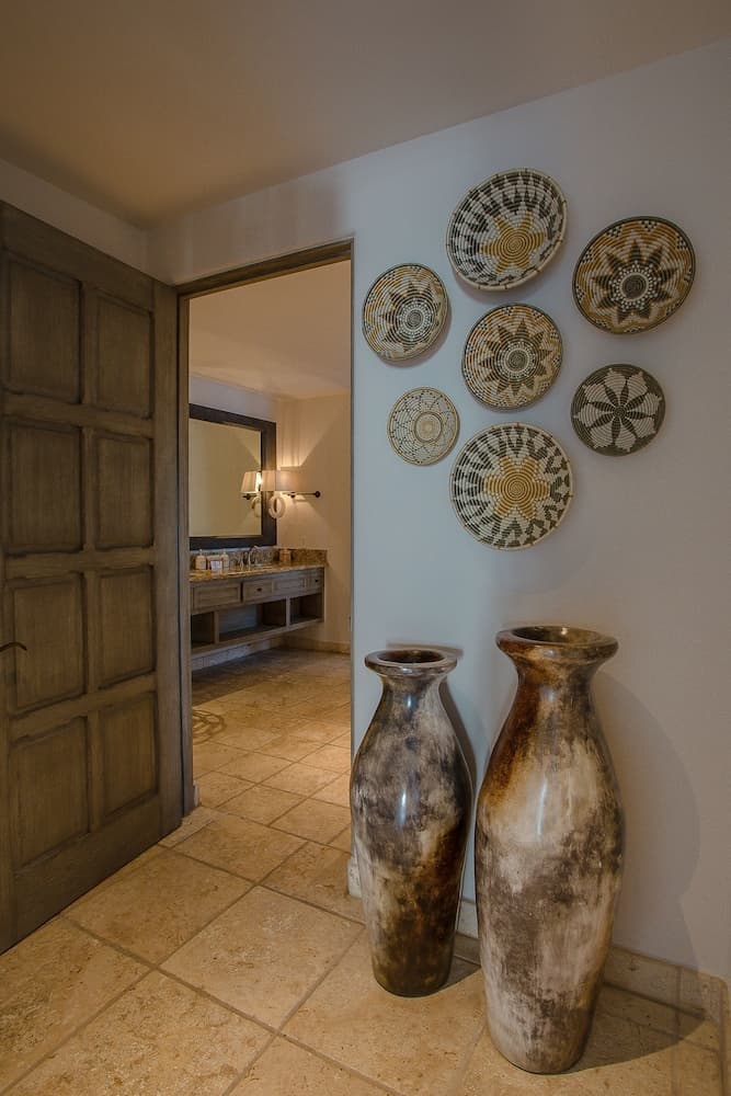 Esperanza, Auberge Collection — 23