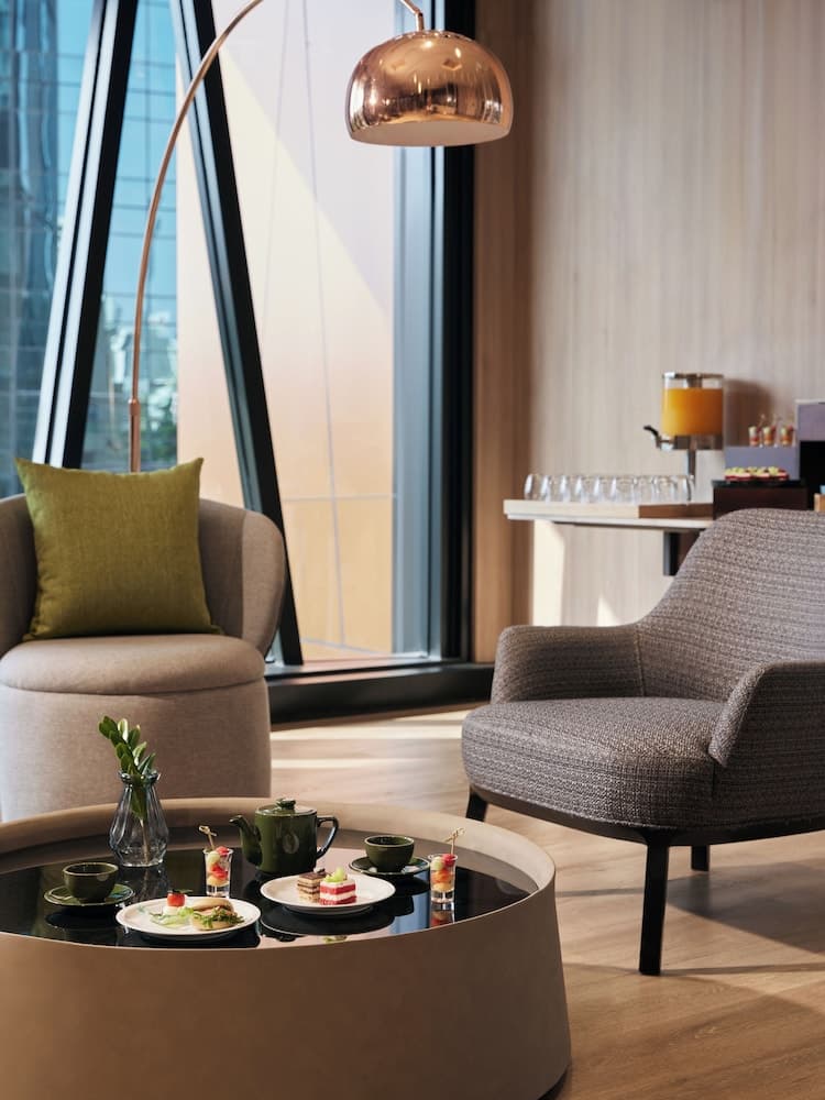 Dusitd2 Samyan Bangkok — 28
