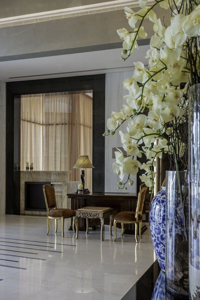 Hotel Renaissance Business Bay, Dubai — 2