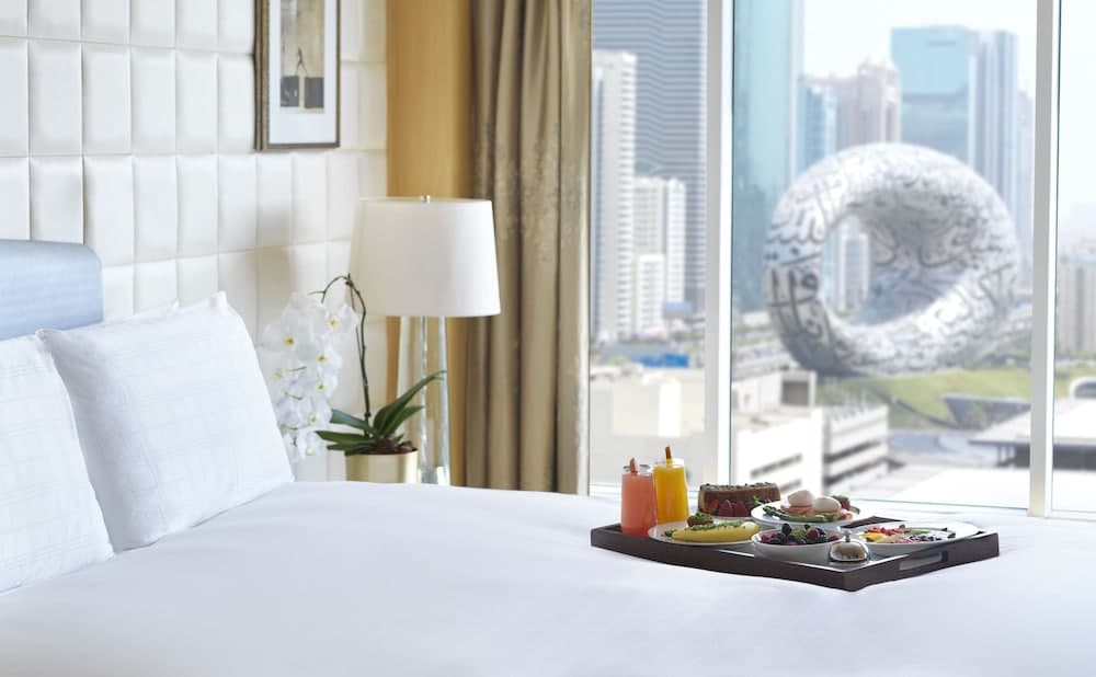 Das Ritz-Carlton, Dubai International Financial Centre — 5