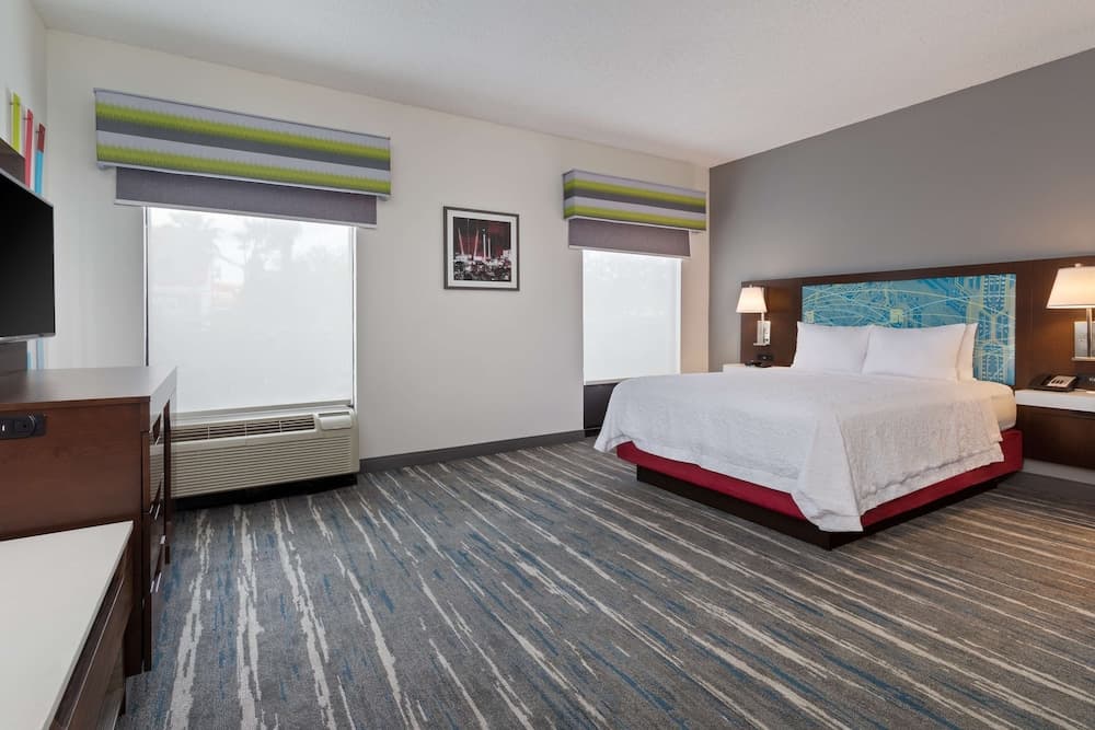 Hampton Inn & Suites Orlando Intl Dr N — 29
