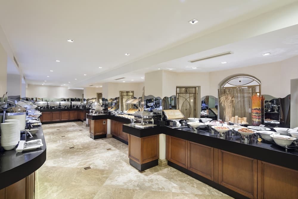Crowne Plaza Istanbul - Old City by IHG — 6