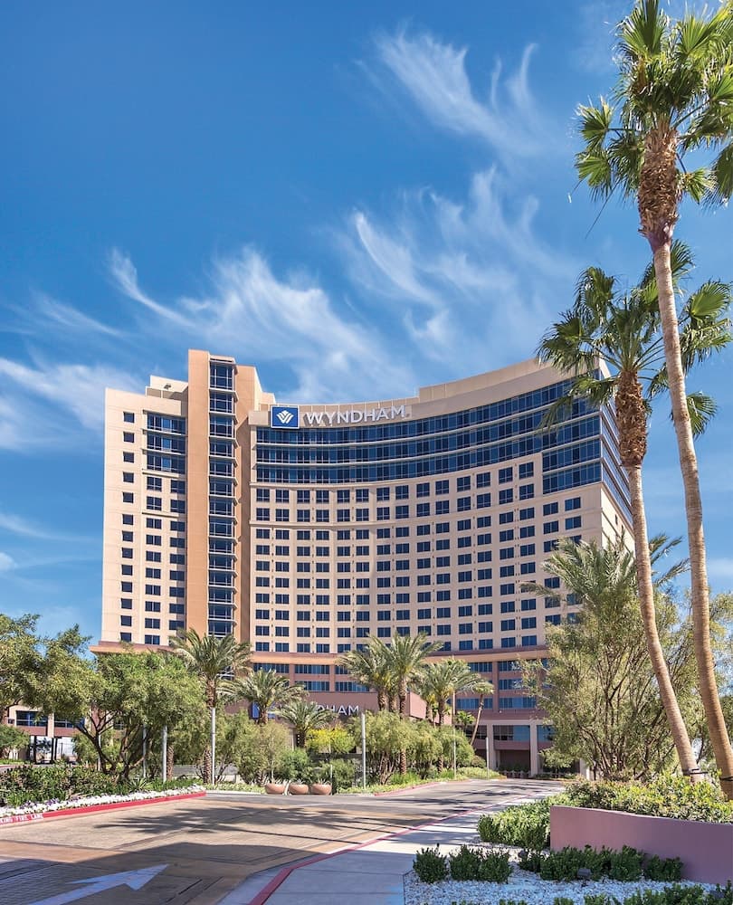 Club Wyndham Desert Blue — 18