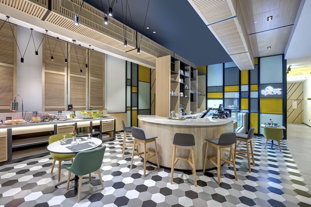Hotel URBAN Al Khoory — 5