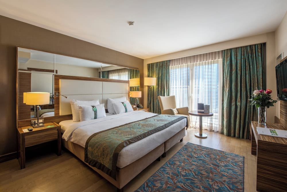 Holiday Inn Estambul Sisli by IHG — 22