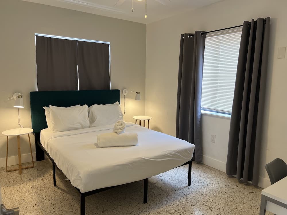 Broadway Suites Downtown by RocketStay — 17