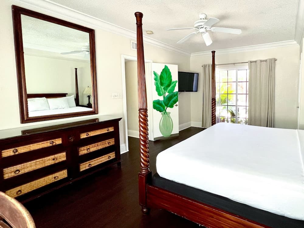 La Casa Ein North Beach Village Resort Hotel — 13