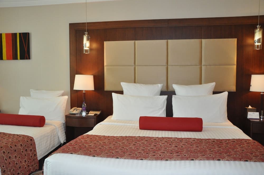 Park Regis Kris Kin Hotel Dubai — 8
