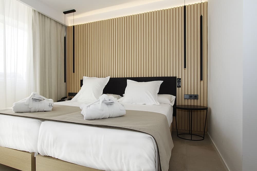 BG Hotel Caballero — 23