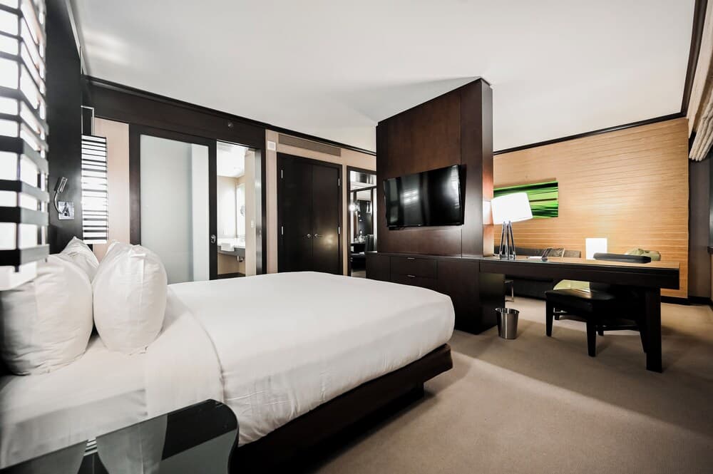 StripViewSuites im Vdara — 22