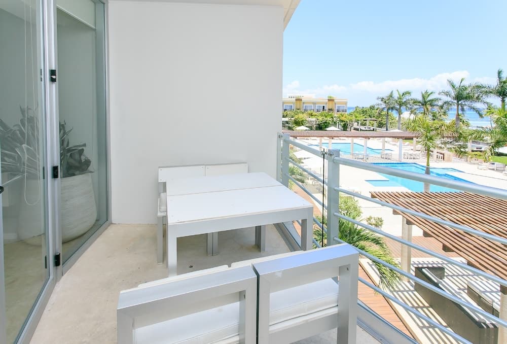 Luxury Condos at Magia — 17