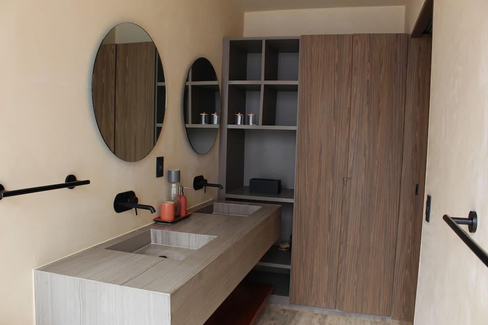 BESPOKE, Member of Small Luxury Hotels — 6