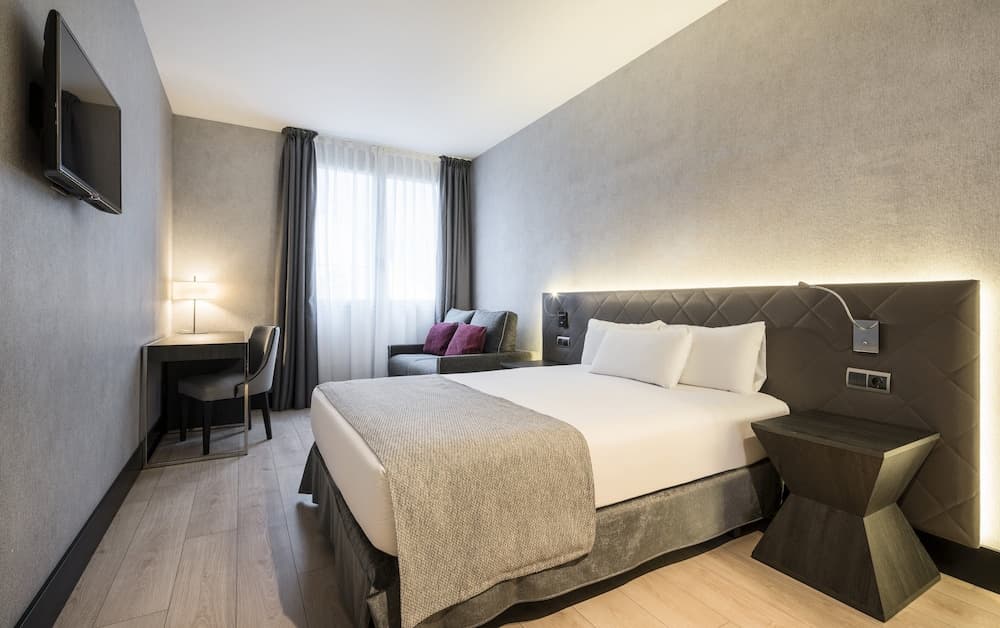 Hotel ILUNION Bel Art — 14