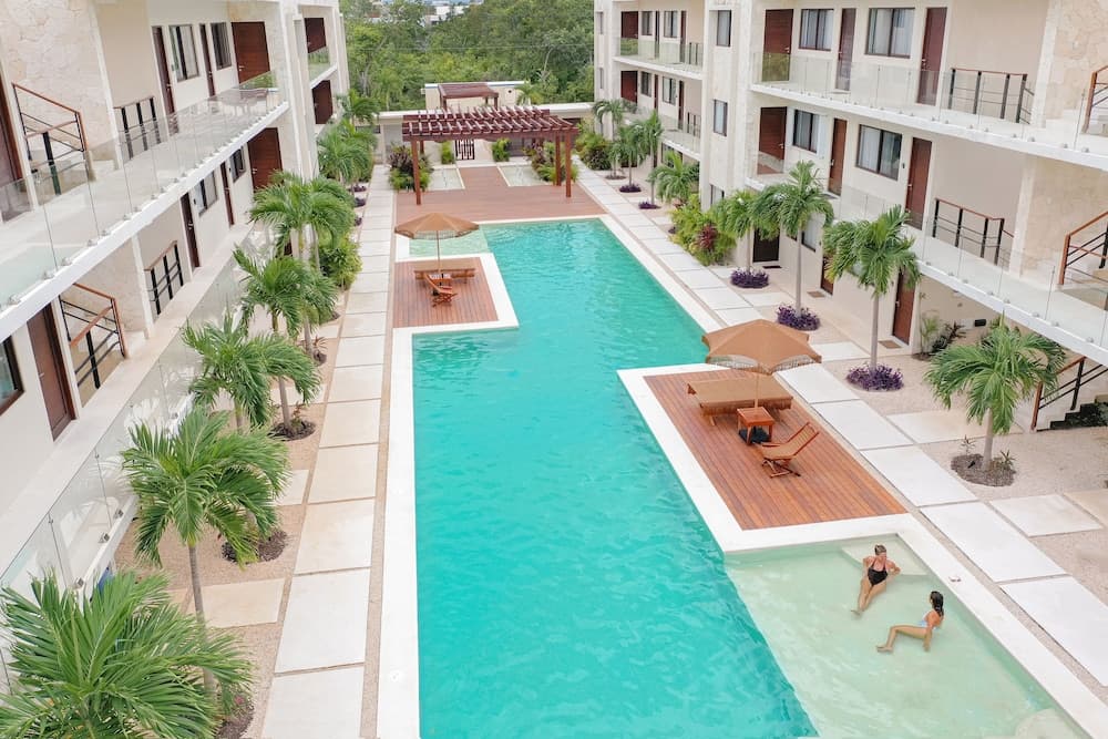 Blue Luxury Kukulkan — 29