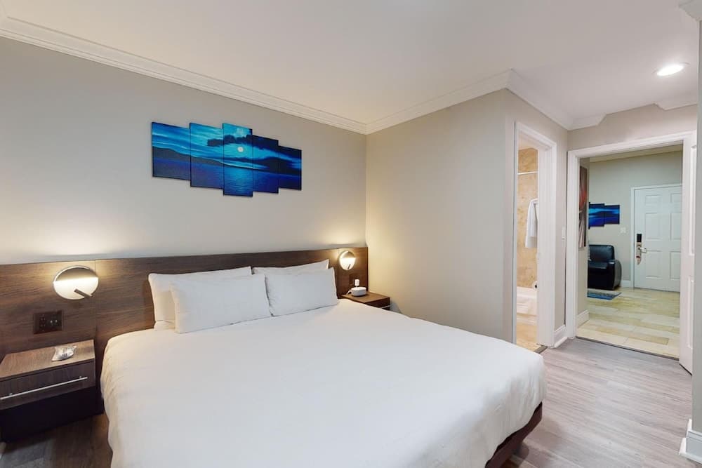 Nuvo Suites Hotel — 14