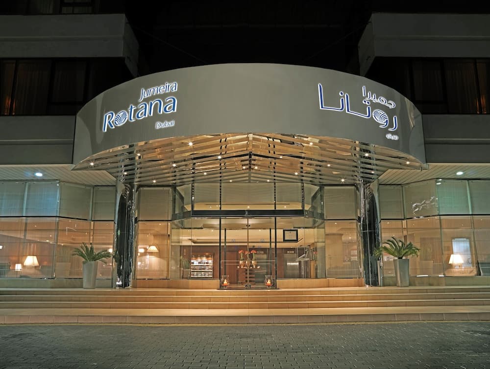 Jumeira Rotana — 5