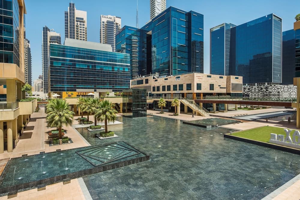 DoubleTree by Hilton Dubai - Business Bay — 1