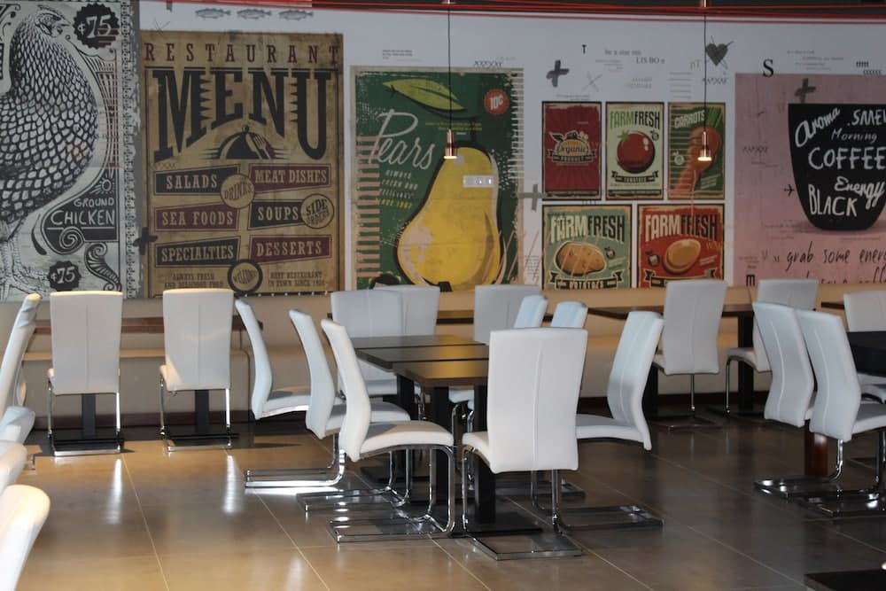 Hotel Star Inn Lisbon Aeroporto — 2