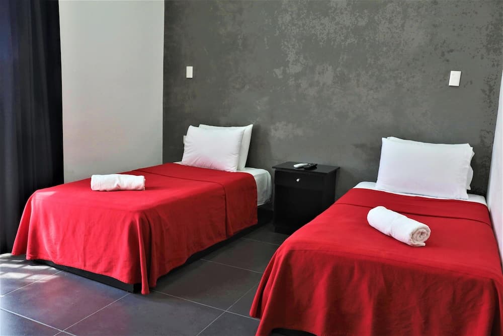 Hotel Colonial Playa del Carmen — 24