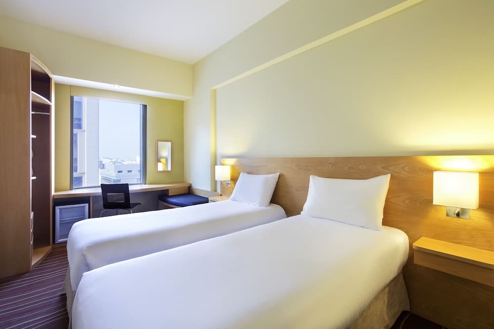 ibis Dubai Al Rigga — 22