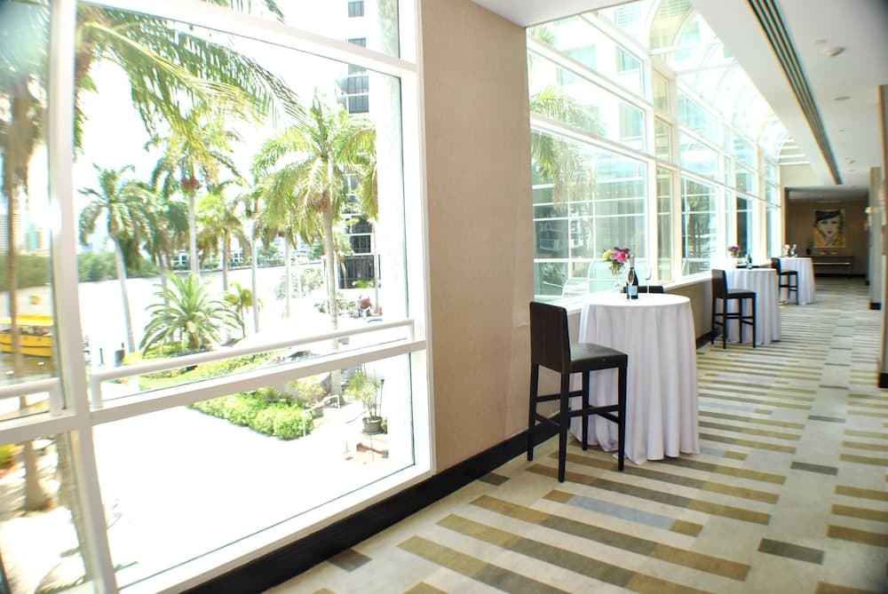 GALLERYone- A DoubleTree Suites by Hilton Hotel — 18