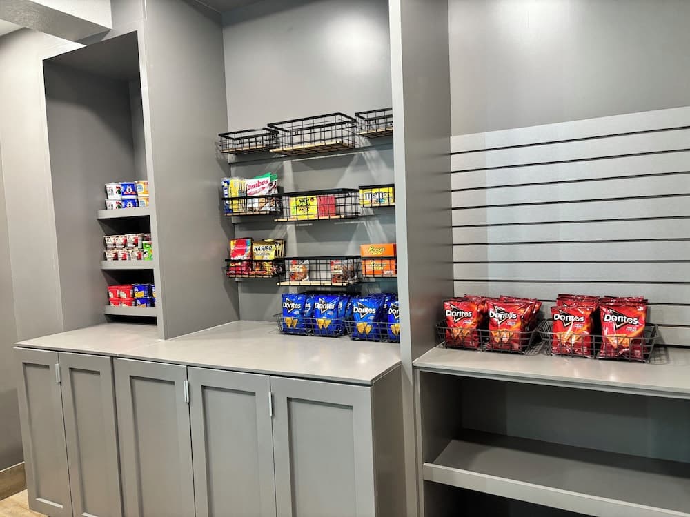Candlewood Suiten Miami Doral by IHG — 12