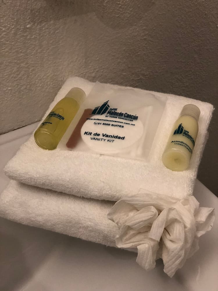 Suites Malecon Cancun — 24