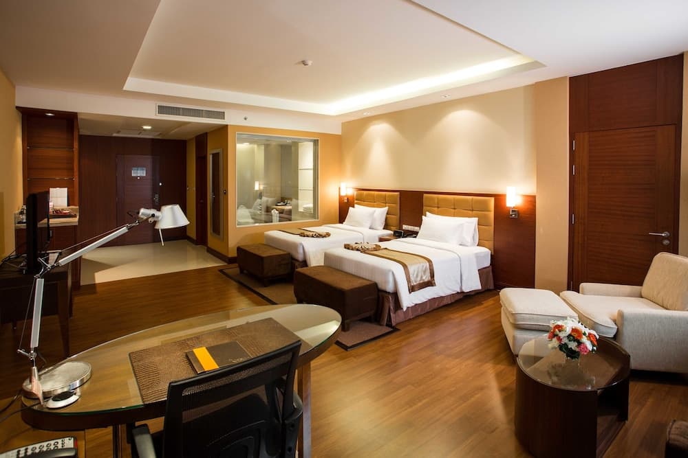 The Grand Fourwings Convention Hotel — 8