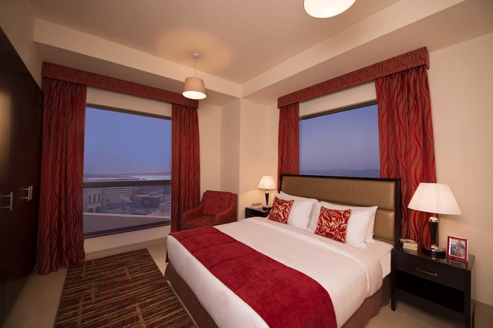 Roda Amwaj Suites hotel, The Walk, Jumeirah Beach Residence, Dubai, 555613, United Arab Emirates — photo 52