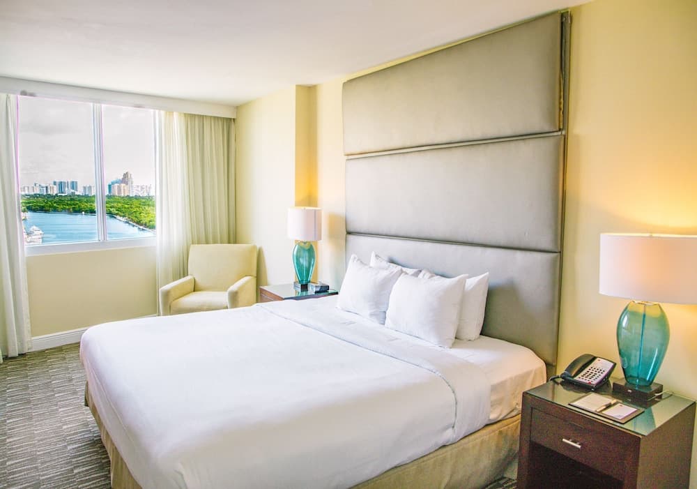 GALLERYone- A DoubleTree Suites by Hilton Hotel — 2