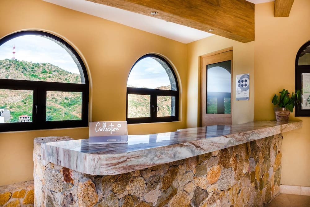 Hotel Castillo Blarney Inn — 7