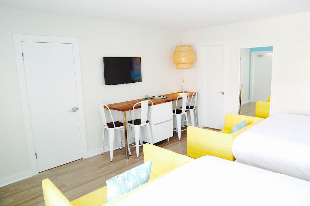 Fortuna Hotel — 17
