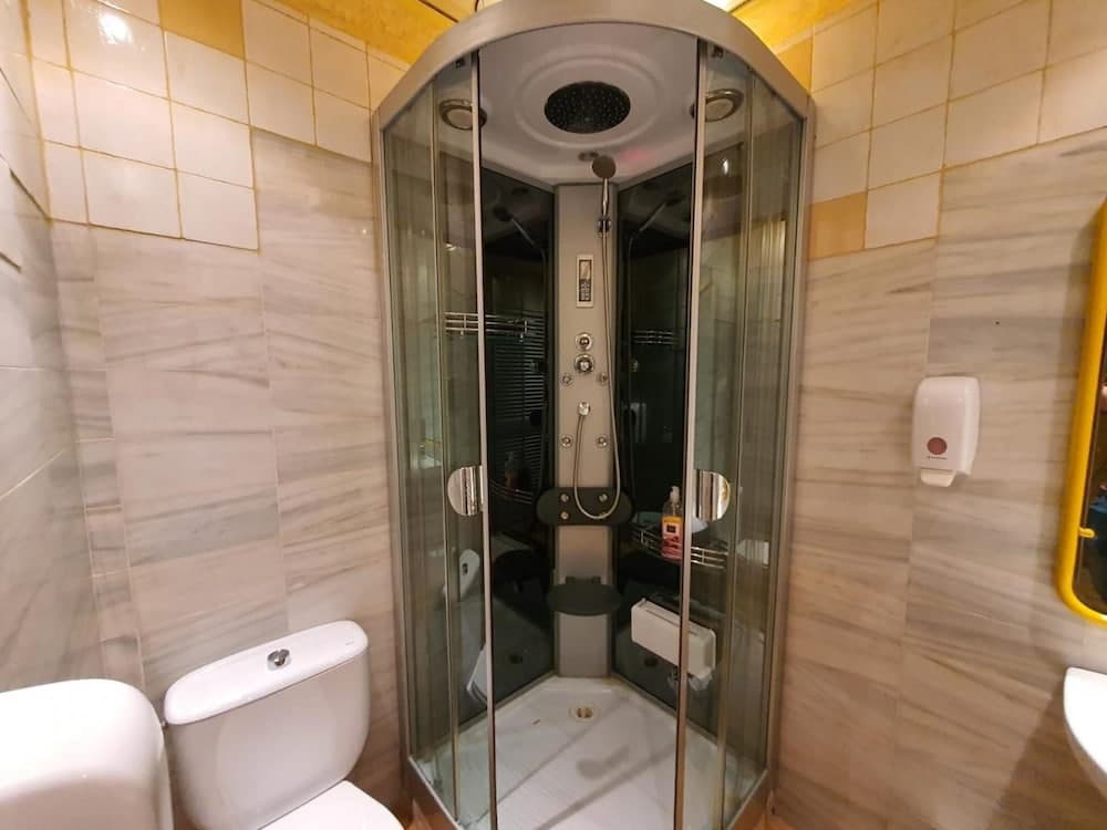 Hostal Avenida Andalucía — 24